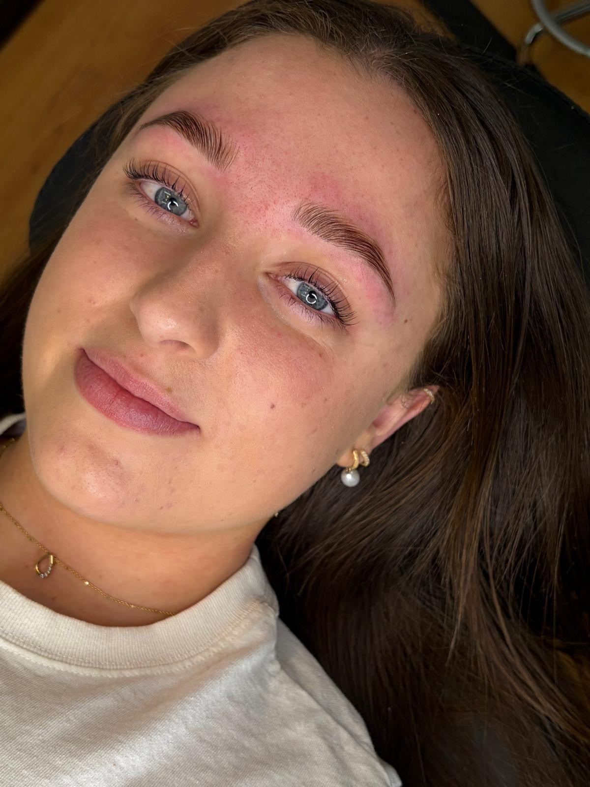 Brow lamination and lash lift